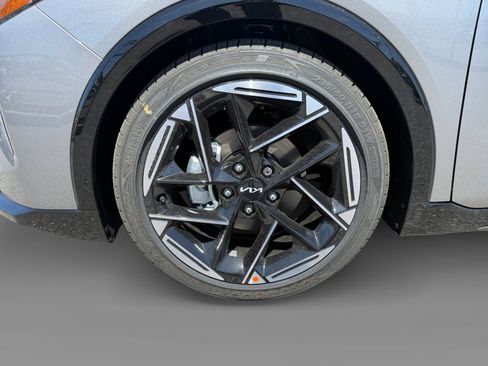 New 2026 Kia K4 GT-Line image 9