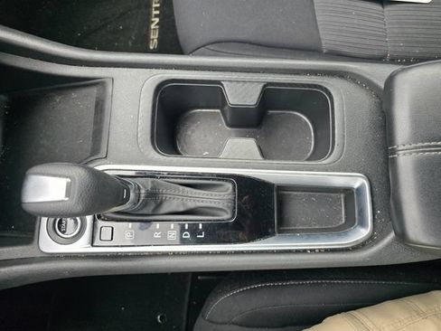 Used 2024 Nissan Sentra SV FWD image 23