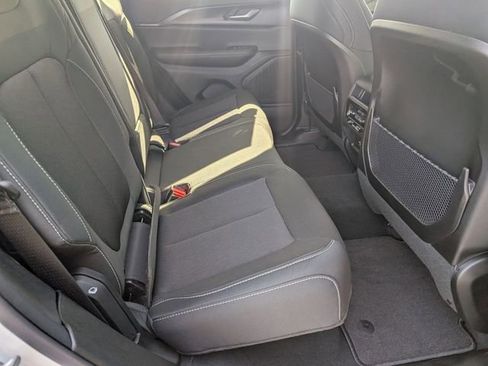 New 2026 Jeep Grand Cherokee Laredo AWD/4WD image 27