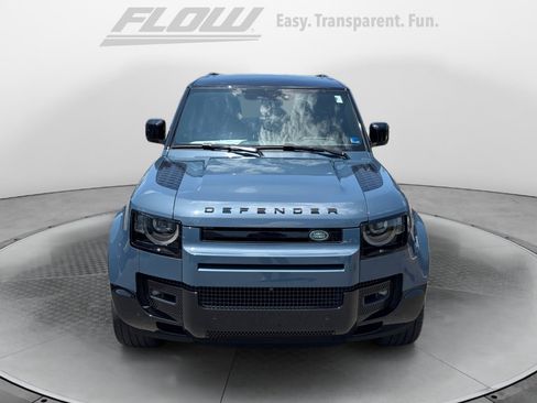 Used 2024 Land Rover Defender 110 X-Dynamic SE AWD/4WD image 3