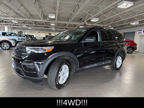 Used 2023 Ford Explorer XLT w/ Class IV Trailer Tow Package AWD/4WD image 4