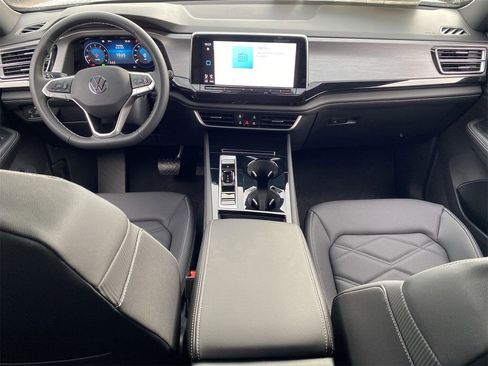 New 2026 Volkswagen Atlas Cross Sport SE image 11