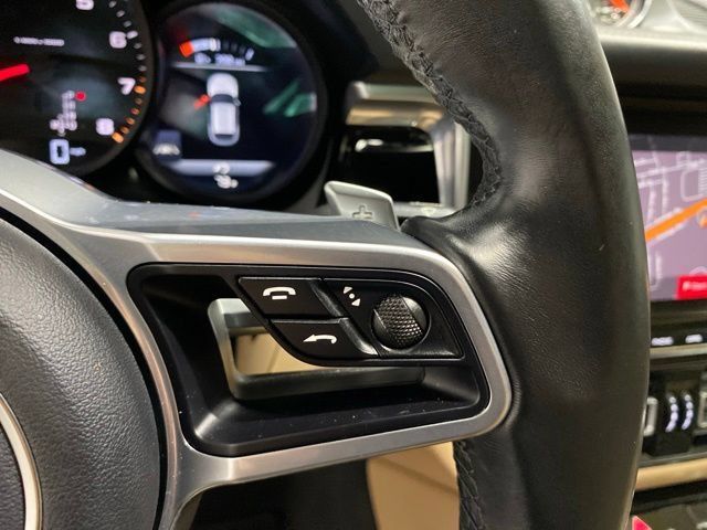 Used 2021 Porsche Macan AWD/4WD image 15
