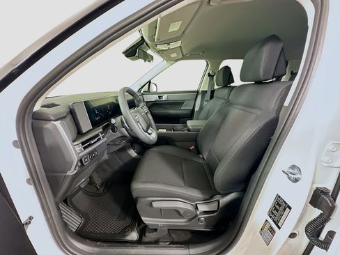 New 2026 Hyundai Santa Fe SE image 15