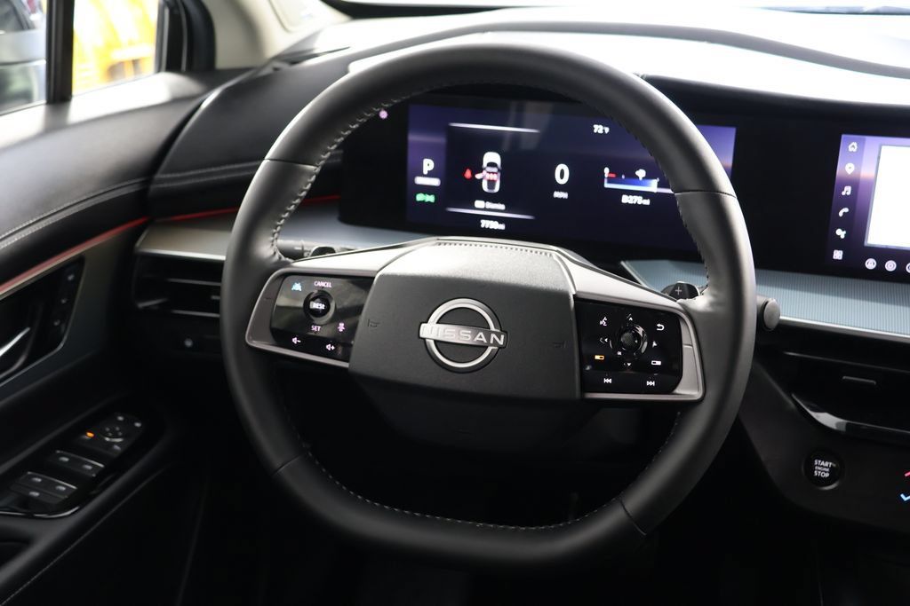 Used 2025 Nissan Murano SL AWD/4WD image 10