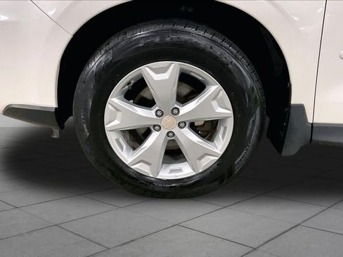 Used 2016 Subaru Forester 2.5i Limited AWD/4WD image 11