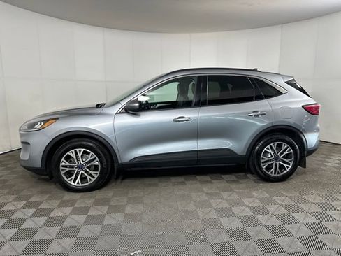 Used 2022 Ford Escape SEL w/ Class II Trailer Tow Package image 6