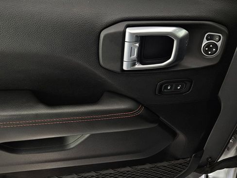 Used 2020 Jeep Gladiator Rubicon image 28