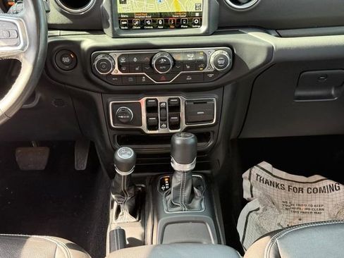 Used 2023 Jeep Wrangler Unlimited Sahara w/ Cold Weather Group image 14