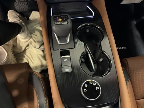 New 2026 Nissan Rogue Platinum image 24