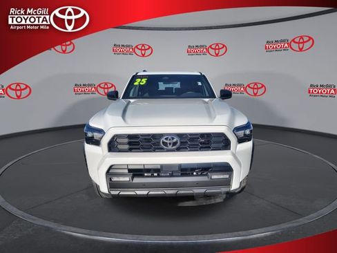 Used 2025 Toyota 4Runner TRD Off-Road image 3