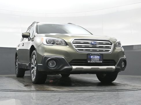 Used 2016 Subaru Outback 2.5i Limited image 32