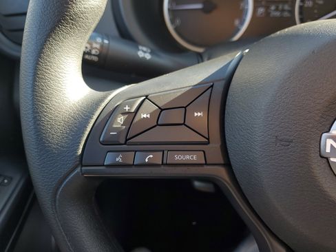 Used 2024 Nissan Kicks S image 24