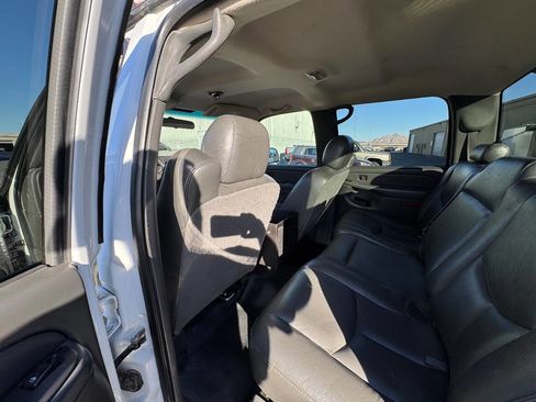 Used 2005 Chevrolet Silverado 2500 4x4 Crew Cab image 43