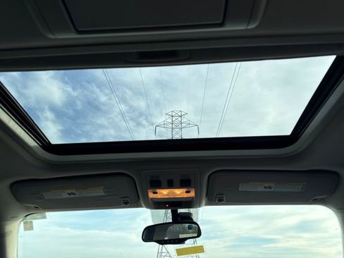 Used 2008 Cadillac Escalade ESV AWD image 24