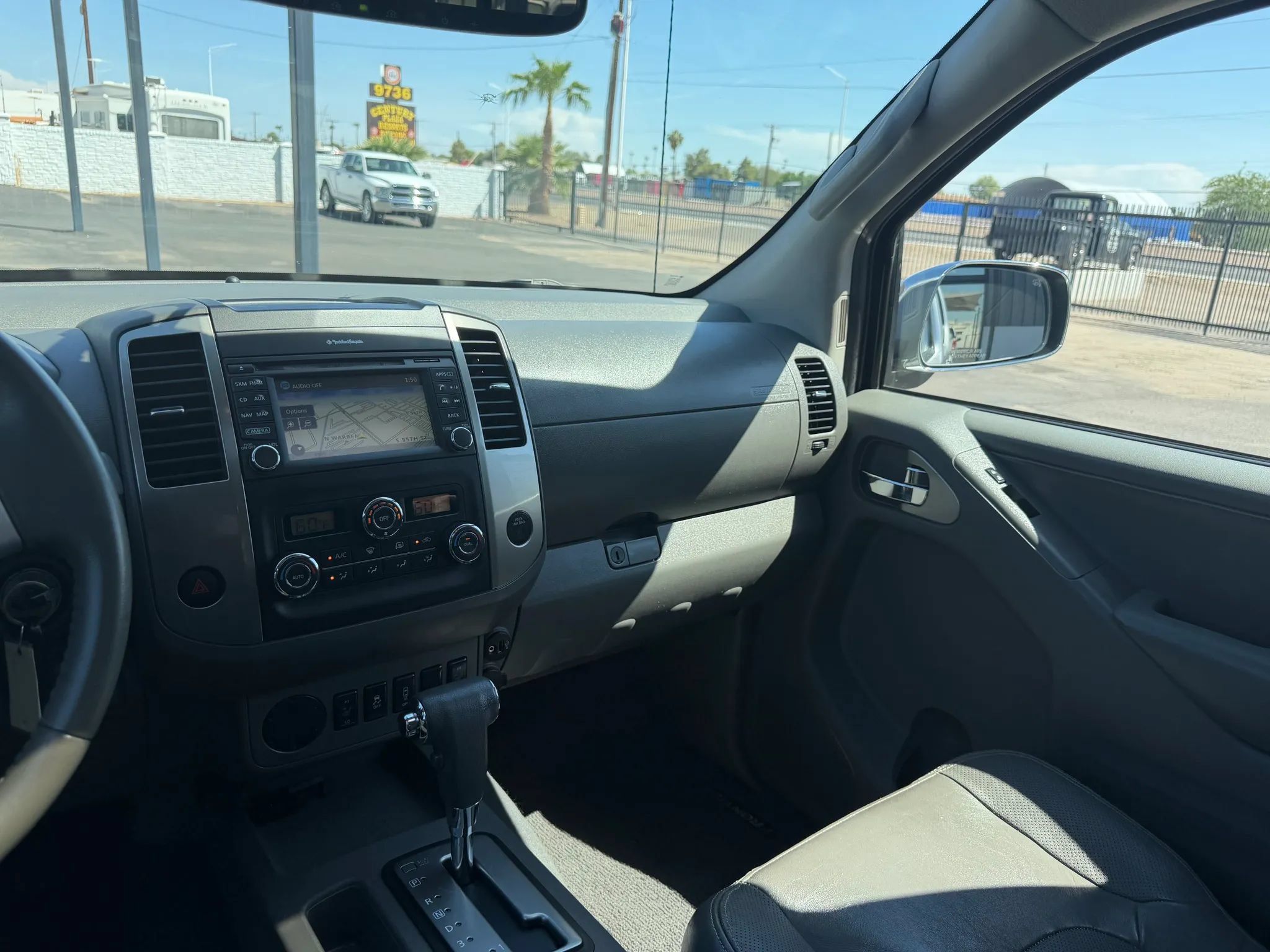 Used 2019 Nissan Frontier SL RWD image 19