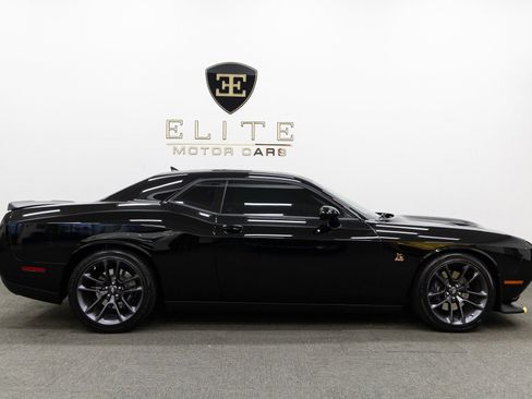 Used 2023 Dodge Challenger R/T Scat Pack image 10