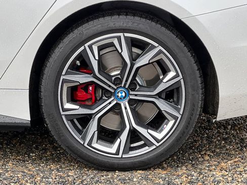 Used 2023 BMW i4 M50 image 36