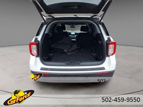 Used 2023 Ford Explorer XLT image 8