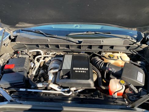 Used 2021 GMC Sierra 1500 AT4 image 8