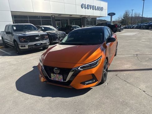 Used 2023 Nissan Sentra SR w/ SR Premium Package image 3