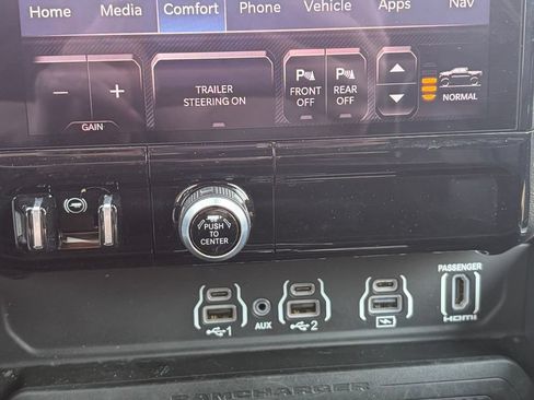 Used 2025 RAM 1500 Laramie w/ Advanced Safety Group II AWD/4WD image 37
