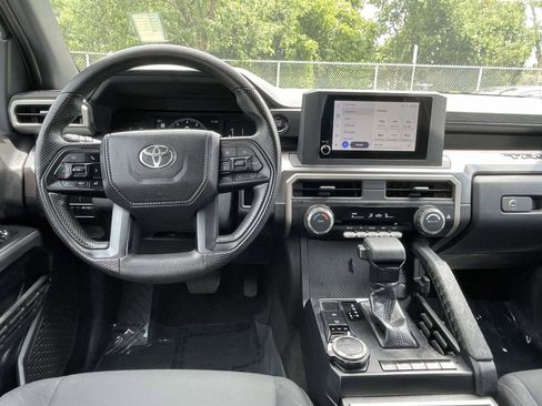 Used 2024 Toyota Tacoma SR5 AWD/4WD image 13