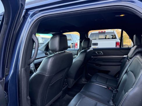 Used 2017 Ford Explorer Limited FWD image 12