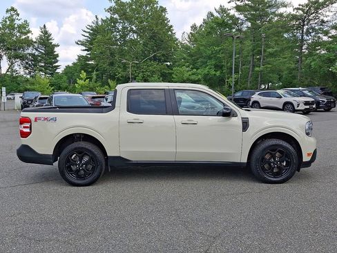 Used 2024 Ford Maverick Lariat w/ FX4 Off-Road Package AWD/4WD image 7
