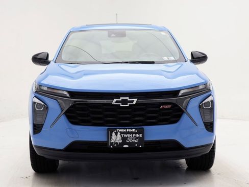 Used 2024 Chevrolet Trax RS w/ Sunroof Package image 5