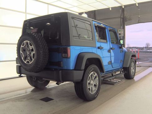 Used 2016 Jeep Wrangler Unlimited Rubicon w/ Connectivity Group image 9