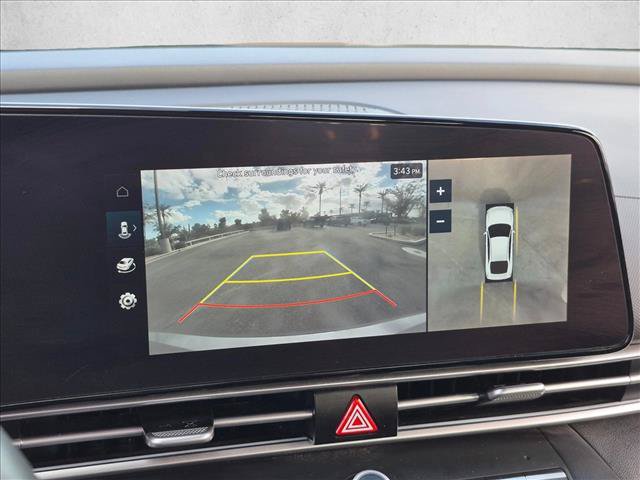 Used 2024 Hyundai Elantra Limited FWD image 18