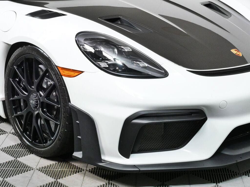 Certified 2025 Porsche 718 Cayman GT4 RS RWD image 33
