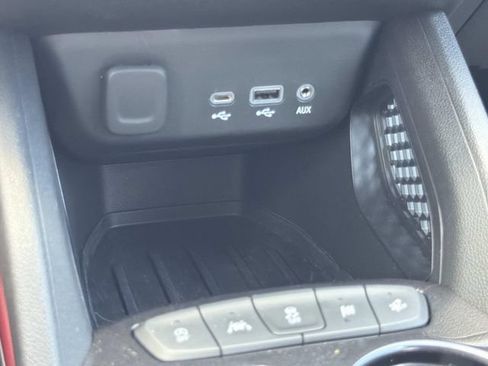 Used 2023 Chevrolet TrailBlazer RS w/ Sun and Liftgate Package FWD image 34
