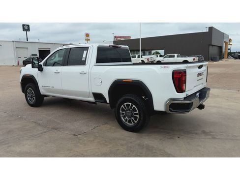 New 2026 GMC Sierra 2500 SLE w/ SLE Value Package; AWD/4WD image 6
