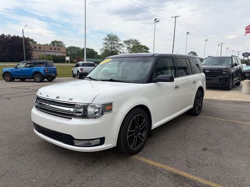 Used 2015 Ford Flex SEL w/ Equipment Group 202A AWD/4WD image 3