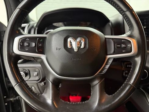 Used 2022 RAM 1500 Big Horn AWD/4WD image 11
