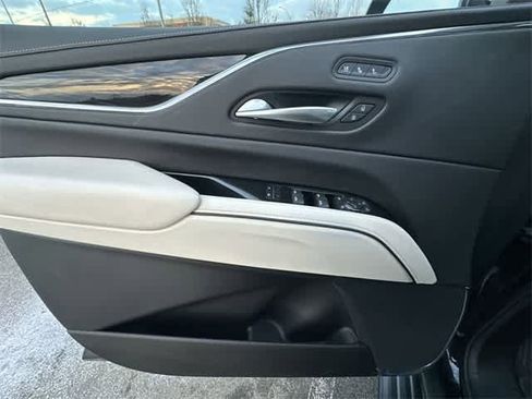 Used 2023 Cadillac Escalade Sport w/ LPO, ONYX Package image 19