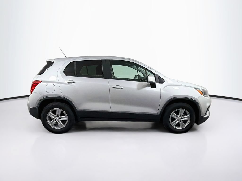 Used 2020 Chevrolet Trax LS w/ Tint and Cruise Package FWD image 8