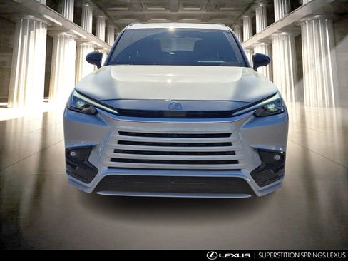New 2026 Lexus TX 500h AWD image 9