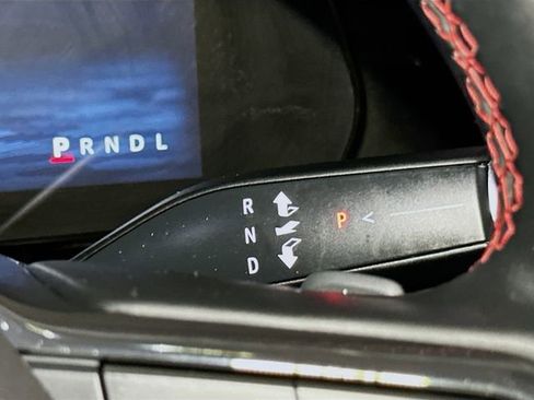 Used 2025 Chevrolet Equinox RS w/ Safety and Technology Package image 14