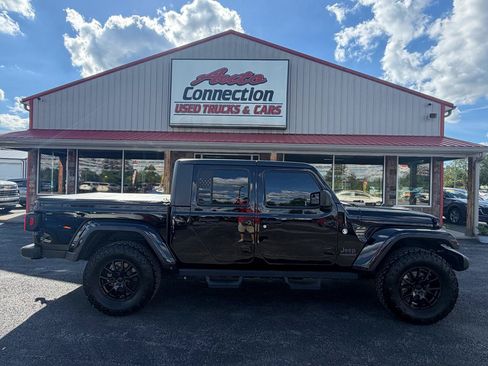 Used 2021 Jeep Gladiator Sport w/ Quick Order Package 24Q 80Th AWD/4WD image 3