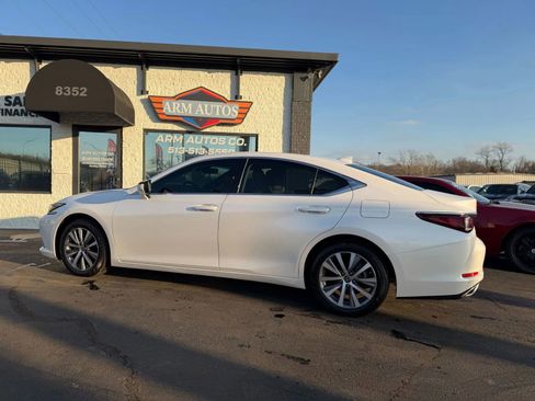 Used 2021 Lexus ES 350 w/ Premium Package image 4