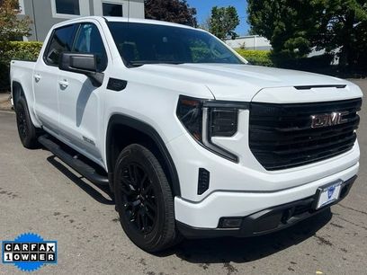 Used 2025 GMC Sierra 1500 Elevation