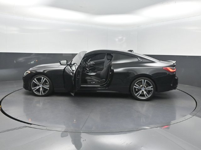Used 2021 BMW 430i Coupe w/ Premium Package RWD image 32