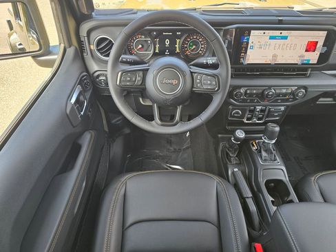 New 2025 Jeep Gladiator Sport image 26