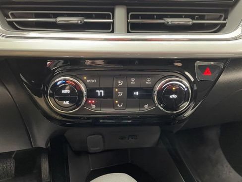 New 2026 Chevrolet Trax LT w/ Driver Confidence Package FWD image 6