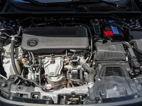 Used 2026 Honda Civic Sport image 31
