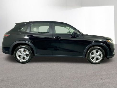 Certified 2023 Honda HR-V LX image 34