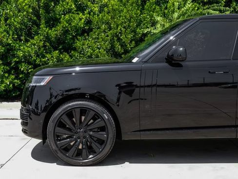 New 2026 Land Rover Range Rover SV AWD/4WD image 13